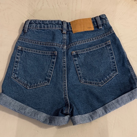 Zara High Waisted Denim Blue Women's Mom Shorts 00 - Picture 2 of 12